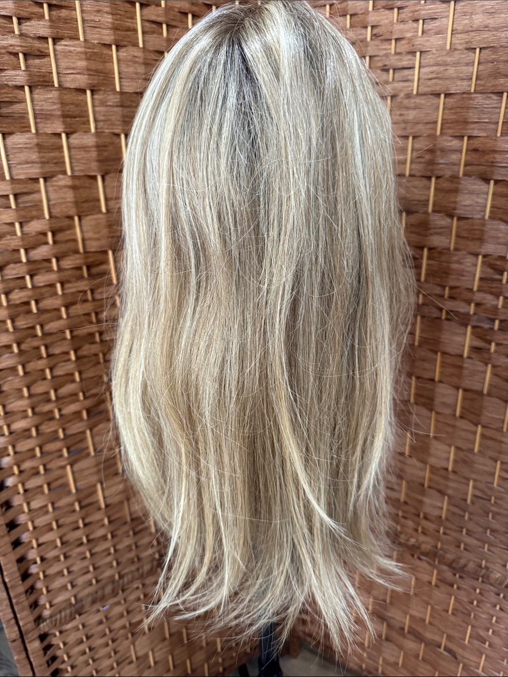 Blonde Straight Wig - Lightweight Women's Hairpiece - Picture 3 of 3
